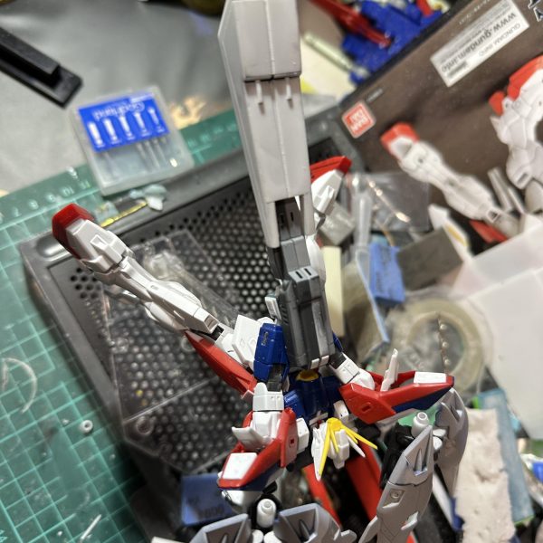 5ミリパイプと3ミリパイプで作成し仮置きしてみました。机が汚い‥🙇‍♂️（3枚目）