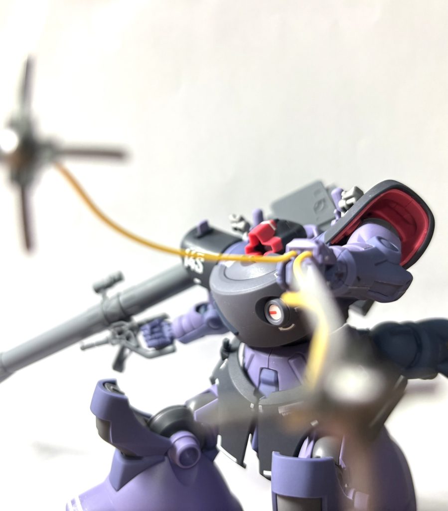 グーパンの甲を変えると電気ショックケーブル状態に、