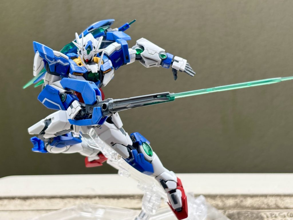 RG 1/144 GNT-0000 ダブルオークアンタ–3枚目/制作者：mal__tese
