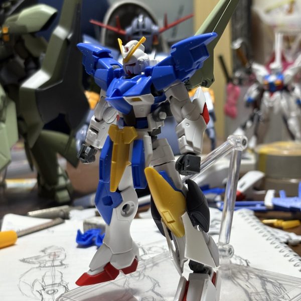 ザンスパインっぽいV2を製作中。V2アサルトバスターをベースにパーツ組み替えたり、プラ板で形状変更したり、一部他キットを使用しています。基本工作はほぼ終わったので天気が良くなり次第塗装しようと思います。（3枚目）