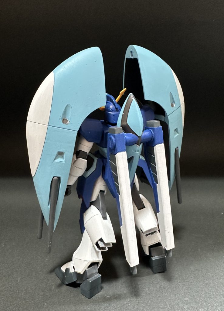 ズゴックでつかっていた色をベースに調色しました。淡い色はやはり難しいですね。