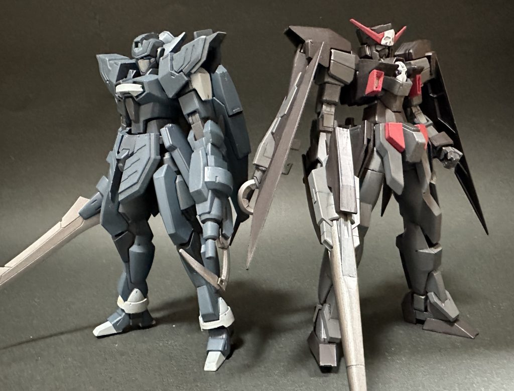 ダークハウンドと並べて。船長と行動隊長みたいなイメージです。このキットはHGのAGEシリーズのNO.34。そろそろ全部つくれるかなという雰囲気になってきました。プラモデル完成品　2025　その41