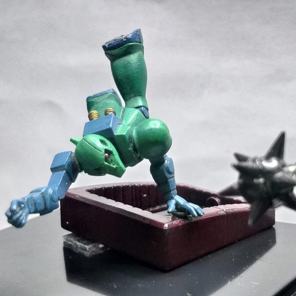 チョコサプ【旧ザク・ハイパーハンマー受けようとしてます。】