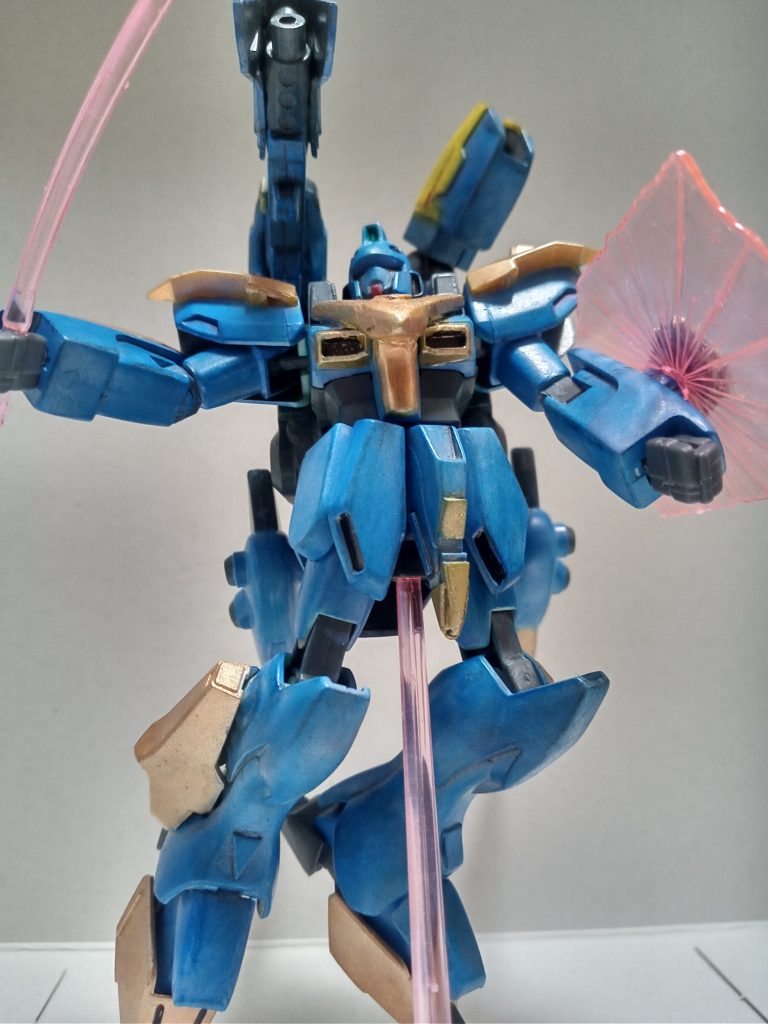 今回のV2アサルトガンブラスターは転生前にフォロワーさんのアンケートでキットを作ってみるという試みの中で作ることになったものです。色々とトラブルもあり中途半端な形となりましたが何とか完成に至れたのでちょっとホッとしています。この場を借りてアンケートにご協力くださった方に御礼申し上げます(zaku-kao8)