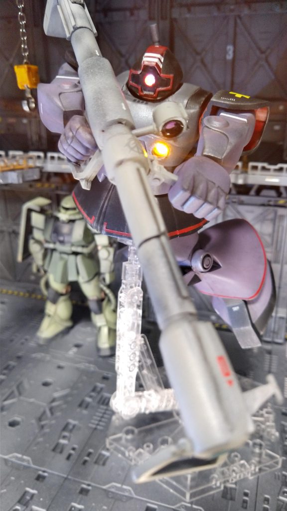 ギリギリ両手持ち出来ています。ちゃんと計測して作れば良かったと反省しています。