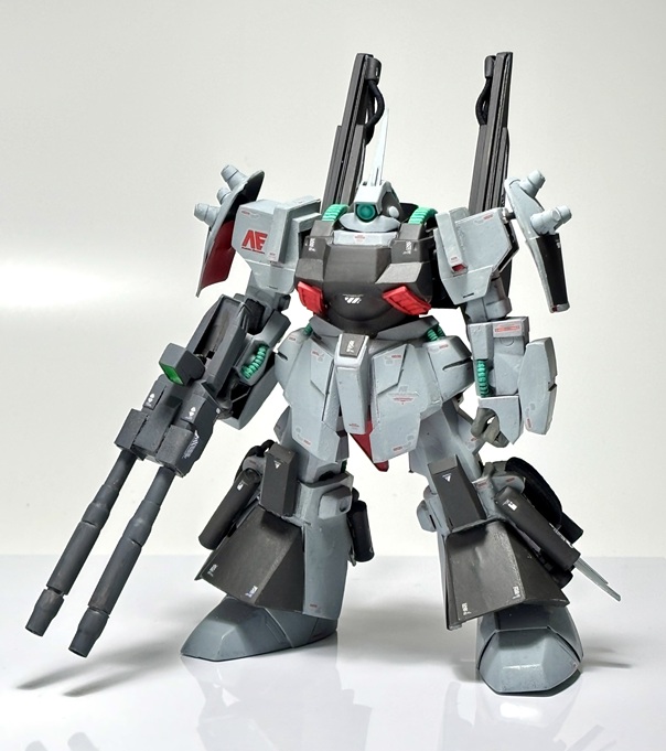 「MSA-099-2 リック・ディアスII」は、Z-MSVに登場する、リック・ディアスの改良MSです。「リック・ディアス改」と呼ばれることもあるようです。試作機が1機のみ製作された、といった設定だそう。数週間前に、旧キット リック・ディアスで自作したプロトタイプ・リック・ディアスの過去作をリファインしましたが、そういえば、同じく旧キット リック・ディアスでリック・ディアスIIを作ろうとして放置してたな、と思い出して、久しぶりに製作再開、完成させました。