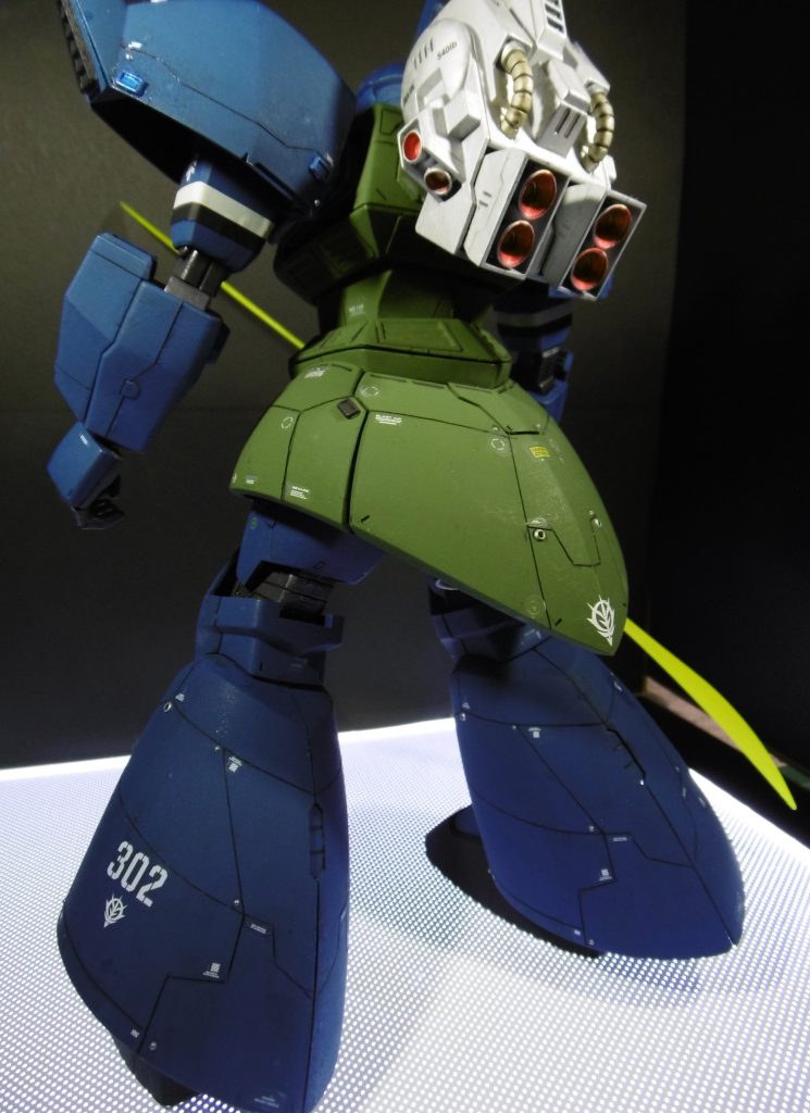 写真ではわかりませんがバックパックの塗装は失敗してます。