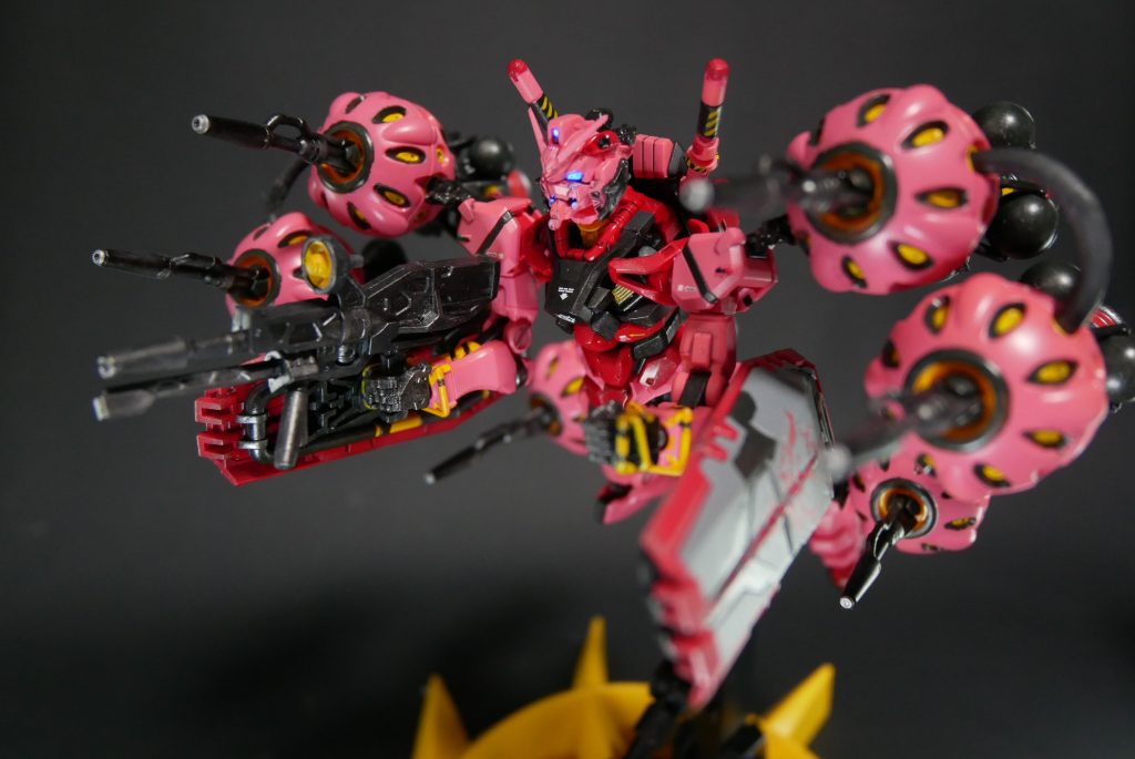 HG　赤いガンダム　頑張って塗分けた.ver