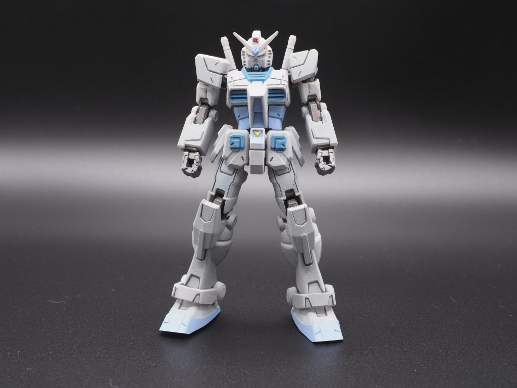 ガチャでホワイトクリアが出てしまい、なんだか悔しいので全塗装。カラー版の製品画像やMGの製品画像を参考に、きっちりG-3カラーにしました。カラー版の製品よりもよいものにしようと頑張りました。