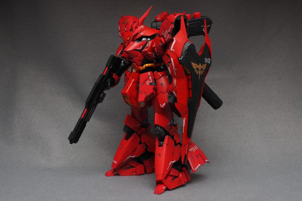 赤い彗星最後の機体という宣伝文句が最高にかっこいいですね。