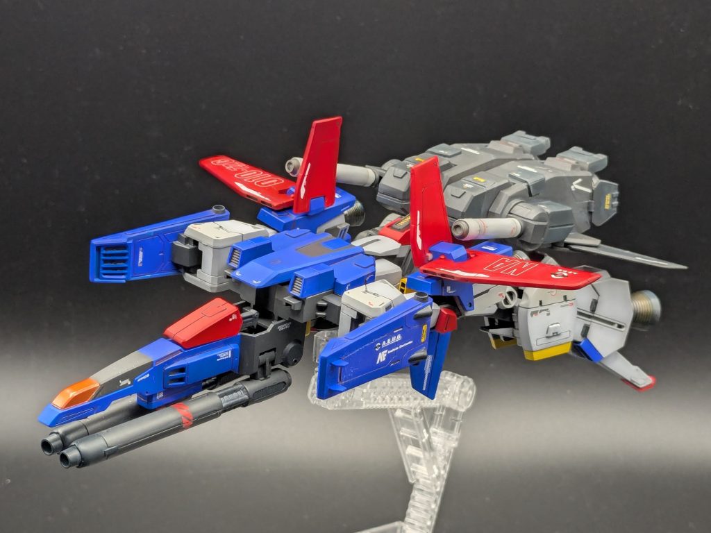 コアトップ・コアベース合体でGフォートレス!メチャメチャ縦長ですMGの身長よりも全長があります