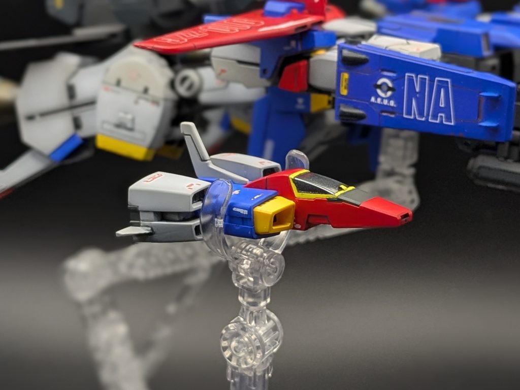 コアファイターもけっこう気合い入れて塗ってます窓枠とか、かなり細かいマスキングでした・・・