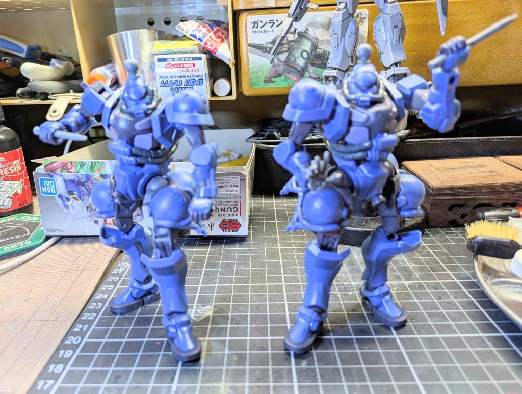 金剛力士立像ですから、もちろん2体必要です😏ホントは2体完成してから投稿しようと思ったのですが😅何せジークアクスコンが本日までということで💦とりあえず投稿させて頂きました😅もちろん【吽形像】、いゃ【阿形像】か(笑)も作製中です👍️ぼちぼちと頑張りますっ 最後まで閲覧ありがと〜ございます🥰2体完成までお楽しみに✨️