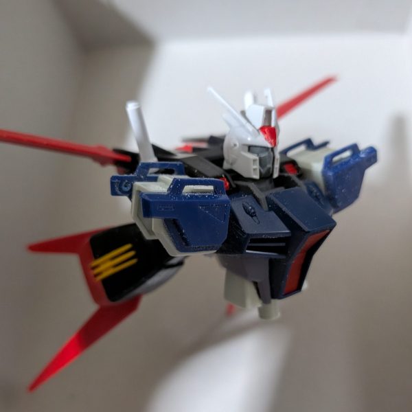 一番欲しいダガーの機種がHGでリニューアルされないので最新のダガーLに色々な物くっつけてます（1枚目）