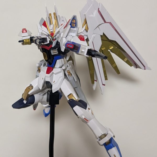 HGマイティーストライクフリーダム