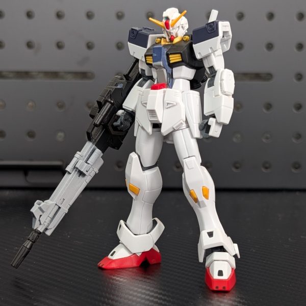 サナリィがF97を建造する際、もしネオガンダムの建造データや実働データを参照していたら？的なコンセプトで緩く作ってます。