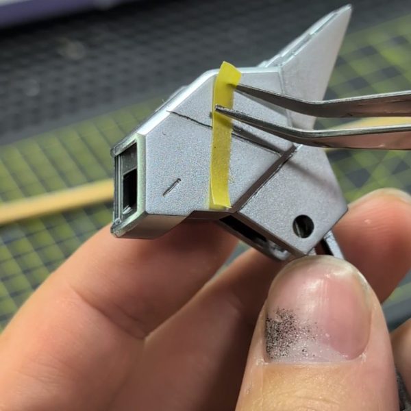 本塗装に入る前の塗り分けのため、マスキング作業を続けています!地道な作業ではありますが、切り出してペタペタ貼るのは楽しいので剥がすのが楽しみです笑ペタペタの様子はYouTubeショートに上げています↓ 