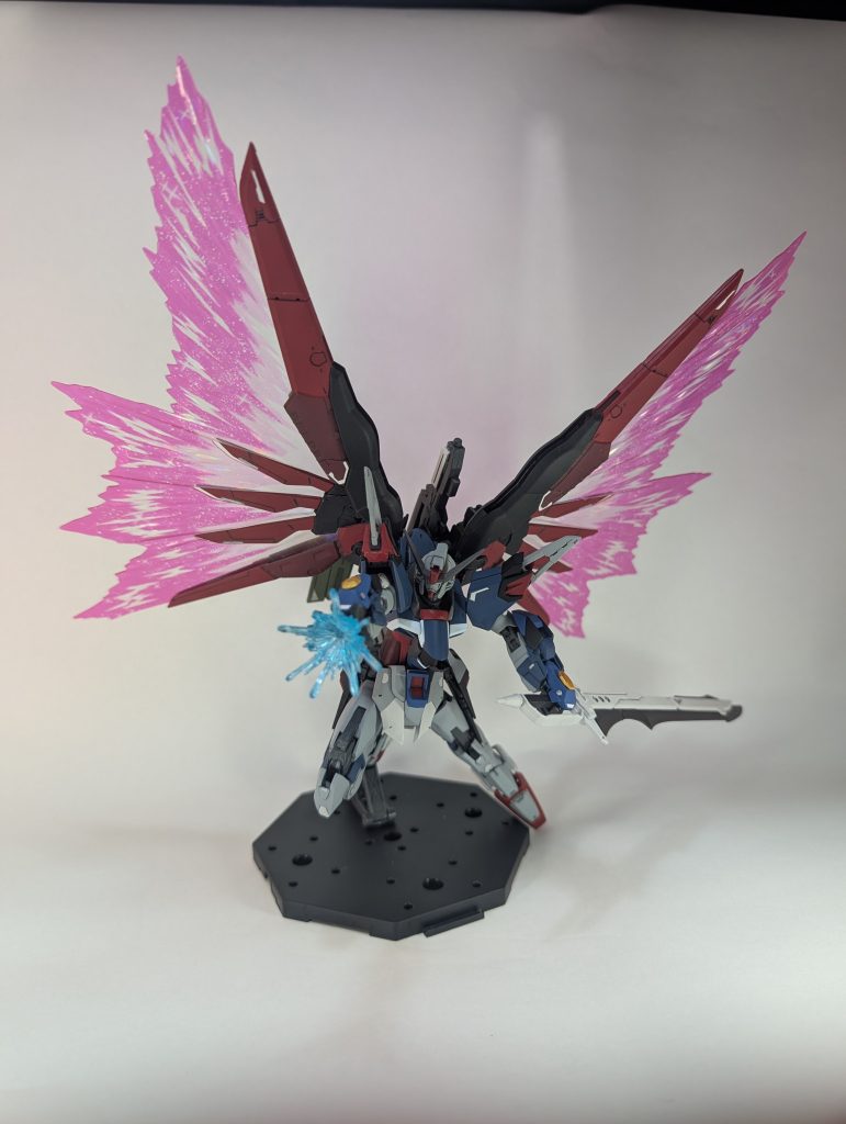 手甲と籠手もジャンク品で作り直しています。エフェクトパーツで表せていませんがパルマフィオキーナの威力も上がっていて欲しいです。アロンダイトの握り部分は直方体に成形して保持しやすくしました。