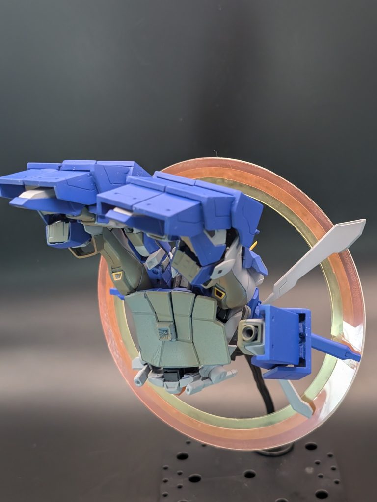 カザミ「師匠(キャプテンジオン)のダークネスフィンガーに勝つには…俺がゴッドフィンガーになるしかねぇ!!」ゴッドフィンガーモードに変形
