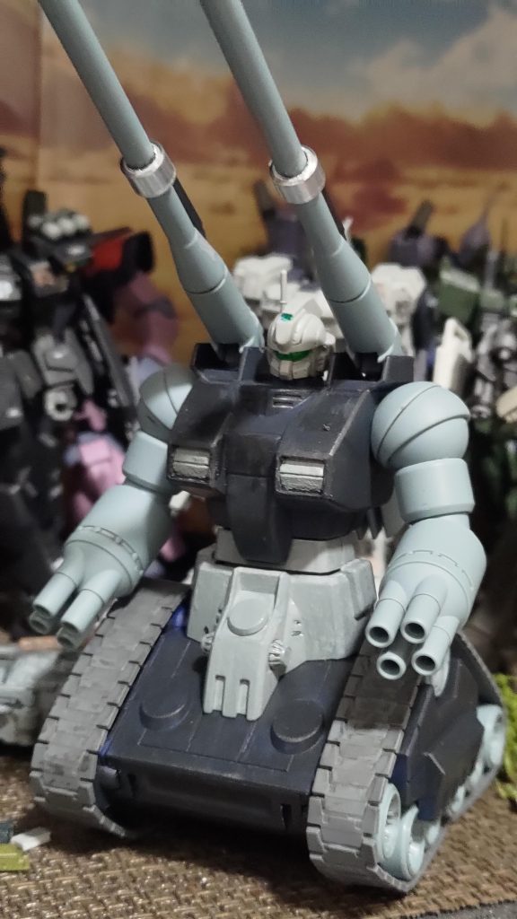 初期型に見えんでもないか、そんなことないな