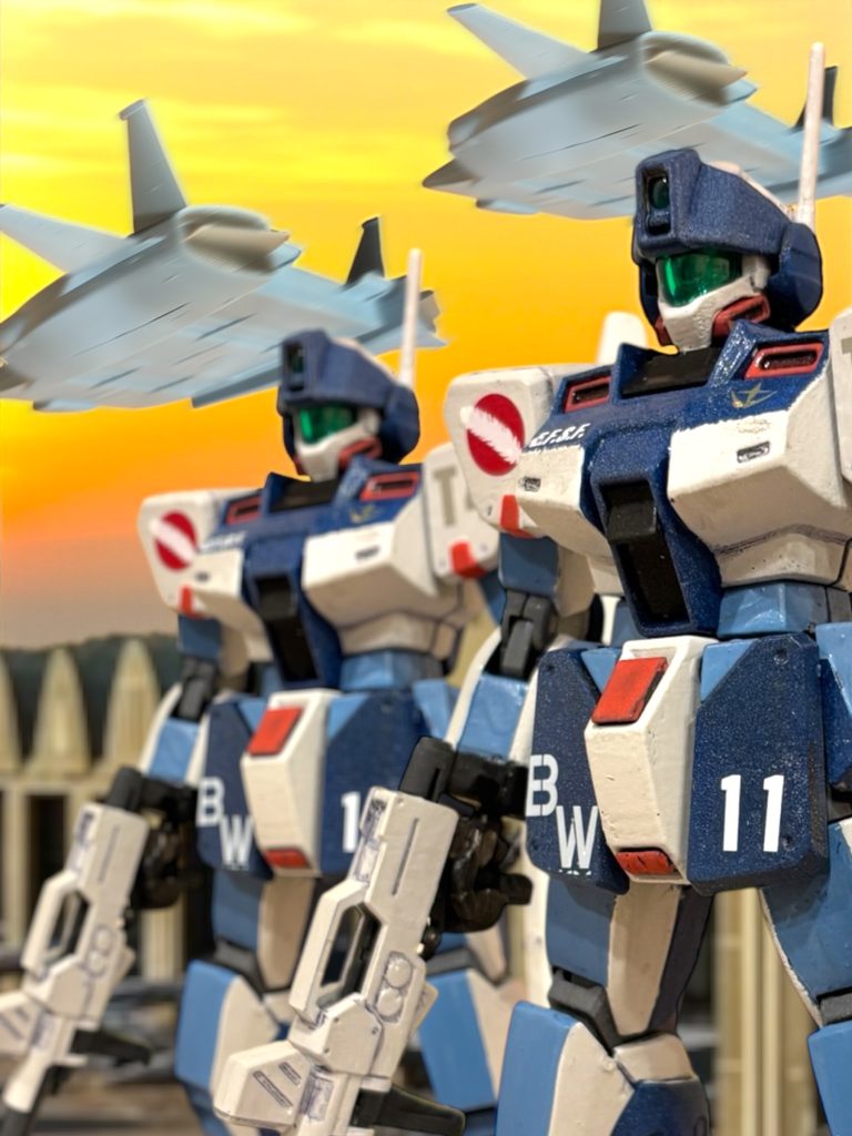 　落日に、空が朱に染まる。　かつて、彼と共に見た、マジックアワーと同じように、地球の自然が織りなす、美しい光だった。　未だ果たされぬ約束と共に、あの日のマジックアワーが、まだ、続いているかのような——そんな、切ない美しさのある、光だった。 【#41 The longest magic hour / Aug.28.0087 fin.】 MS戦記異聞シャドウファントム第４部　グリプス動乱編「ラストダンスはわたしに」——始動。