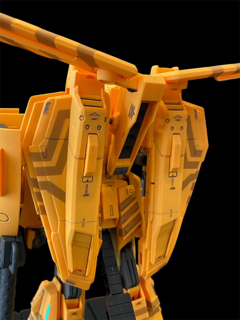 MG MSZ-006-3B 	Gray Zeta(Ζガンダム3号機B型)–3枚目/制作者：おっしー