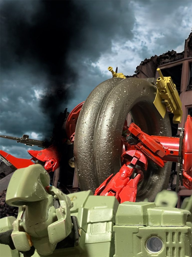 地球クリーン作戦^_^タイヤで踏み潰す^_^