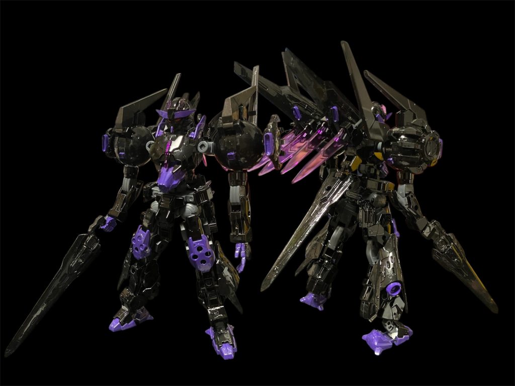 ロキノワール。ロキブランシェの姉妹機であり、オールマイティーさより攻撃力を高めています。