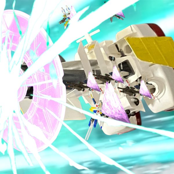 さあ、連邦だろうとリガミリティアだろうとみんな、ミンナ消してやるっー^_^重装形態「マッドネス」の一斉射がリガミリティア艦隊をビームで包む。正面、シールドっ‼️リーンホースのシールドの内で各MSがシールド。さあ、こんどはにがさないよぅ〜^_^・・・・・・・・・・行きますウッソに突っ込んでくる2機のロキ。一方・・・・く、雑魚が私の邪魔をするなぁ💢対峙するはノイエ・シュラク隊のエコノミー3機。量産型でもV2だっ！アタシらを舐めるんじゃないよっ！行くぜっ！！〜数十分後〜どうしたどうした、えっ、ボウヤ^_^ぱ、パワー負けしてるっ！？ロキノワールの狂気じみた勢いに押されまくるウッソ。正義を振り翳しているつもりの子供など気持ち悪いっ、消えろっ💢っ！？そ、そのセリフにこの感じ・・・カテジナさん・・あなた、ウーイッグのカテジナ・ルースさんですよねっ？返答は薙ぎ払いだった。だからどうしたボウヤ？⭕️した女なんてどーだっていいんだよ。今のアタシはアンリ。アンリ・ルースだからねぇ〜^_^数度の打ち込みで更に追い詰められるウッソ。女王マリアの教えと信念を信じたあなたが地球にこんなものを落とすなんて。目的のためにどこまで汚くなるんですかっ‼️それの何が悪い？勝てばいいんだよぉ、勝てばね^_^ましてやマリアなんてどうでもいい。アタシはクロノクルという名の巣を守り、それにクチバシを突っ込もうとするお前のようなガキが消えてくれればいいのさっ^_^お、おかしいですよ💦カテジナさん（ ;  ; ）カイラスギリーの外壁に叩き付けられるウッソ。さぁ、さぁさぁさぁさぁこれで終わりだよ？ボウヤ^_^っ、やられるっ💦大上段に切り下げるロキノワール。そして、その後ろにはバインダーライフルを構えたロキブランシェ。どうなる？ （2枚目）