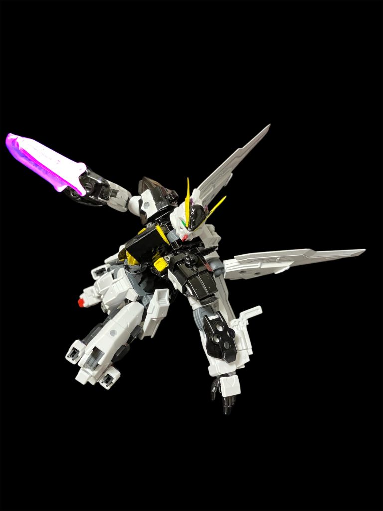 ブランドマーカー^_^腕のアームガードを手に持たせて殴り切る^_^