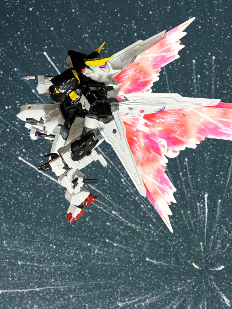 もちろん光の羽の高速移動も出来まーす、ロキブランシェのパーツ使ってるから^_^