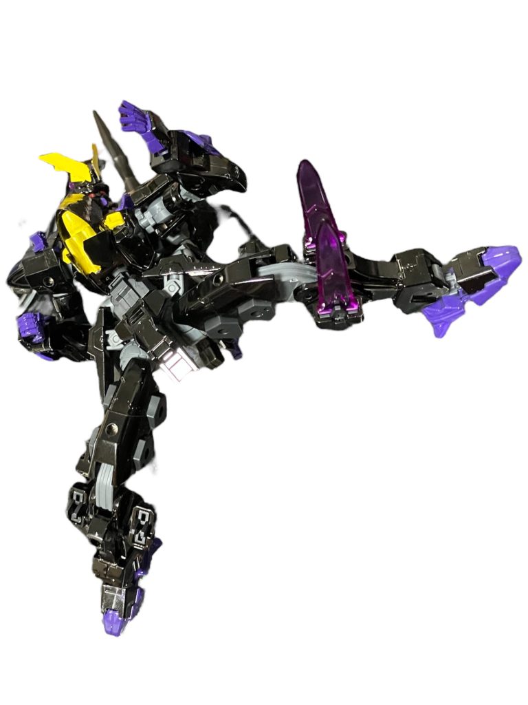 ビームスパイクニー^_^