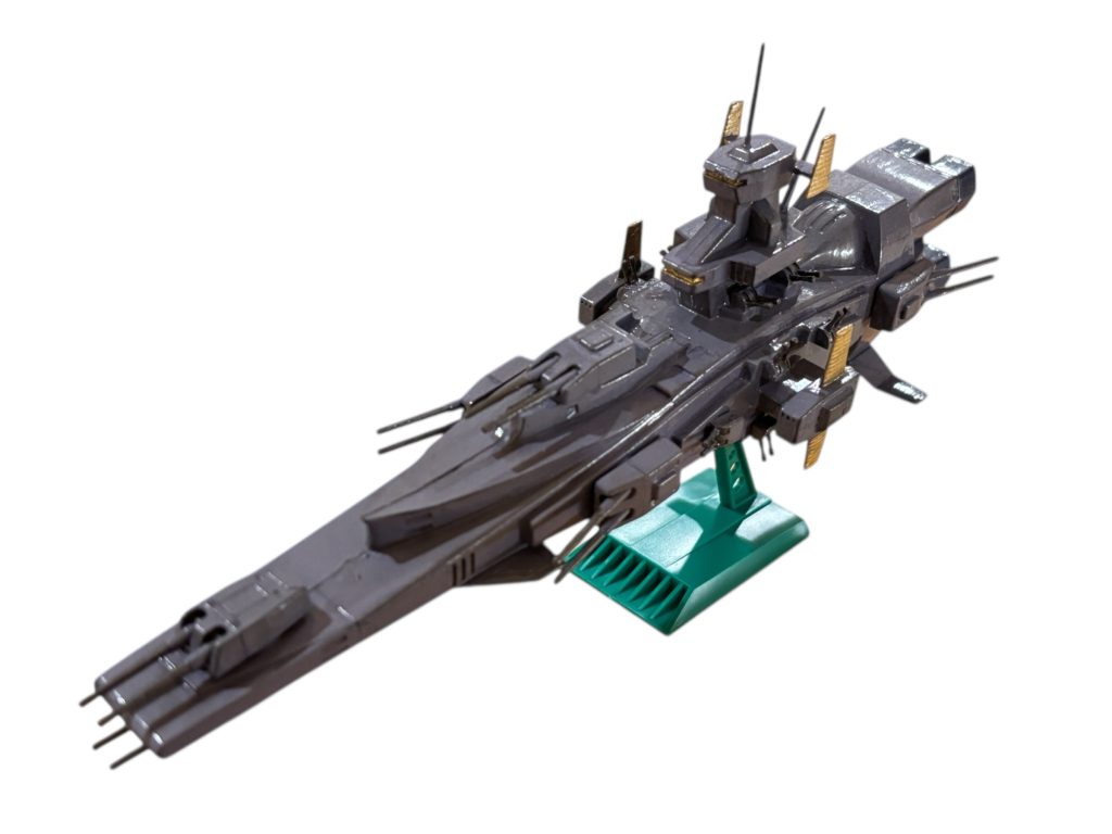 ケイン少佐の部隊、微妙な装備ですね笑マゼランにはMS格納庫はないので、輸送用の貨物船を引き連れている、という設定です。ただ、空母ではないのです。ただの輸送船で、ただ、運ぶだけです。整備用の設備もあんまりない、という感じです笑2枚目の写真は、別に、バーザムの傍でしゃべっていると、いうわけではありません。基本的には、フラッと表れて「オラ、ティターンズだぞ、コラ。」と周囲を威嚇するのが仕事です。ヘントたちEFMPの仕事に近いですね。