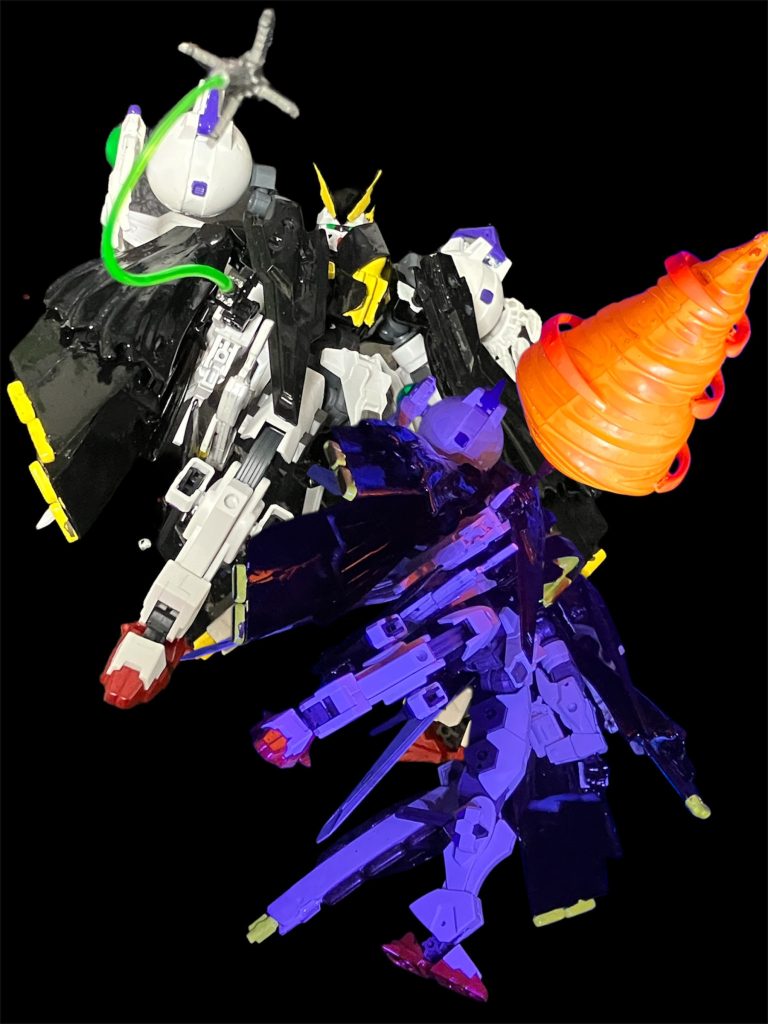 スクリューウィップ^_^原典のように相手を切ったり、バレリーナが布をくるくる回してドリルのように使えます^_^