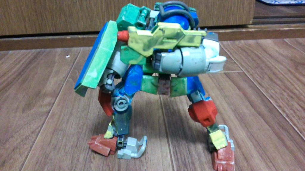 俺専用デミトレーナー–3枚目/制作者：匿名