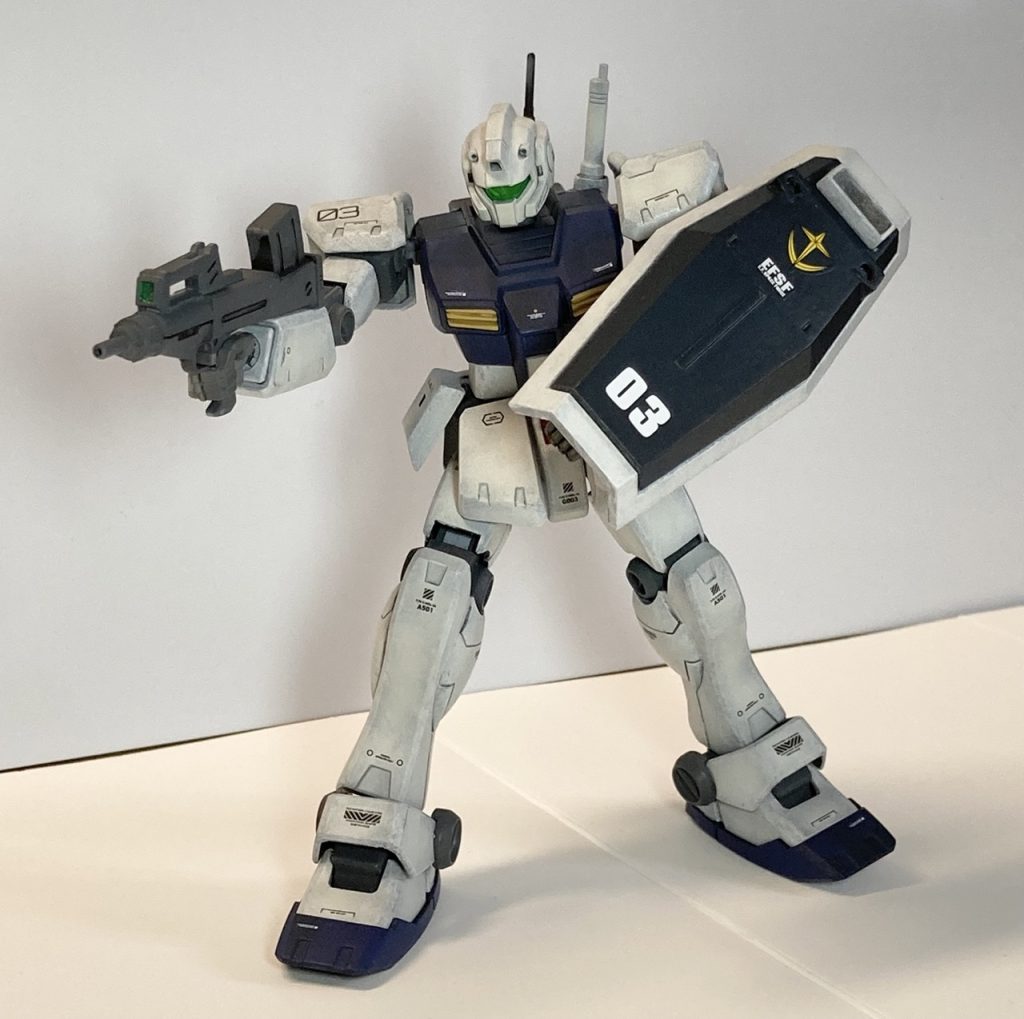 武器構えたポーズ。ようやく完成できたのでよかったよかった。で、この方と並行してもう1機あるMSを制作したのですが次週公開予定です。