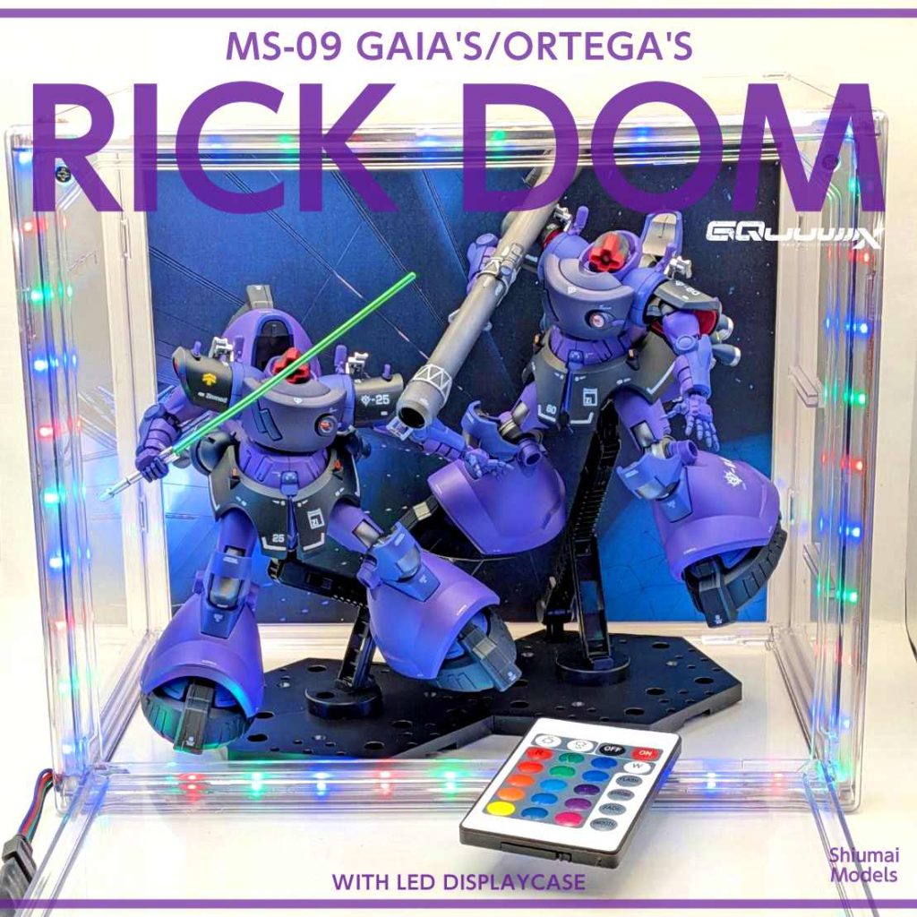 DAISOの550円組み立て式ディスプレイケースにLEDを取り付けリモコンでピカピカ光らせる様にしてみました背景は第四話のクランバトルシーンをイメージしたコロニー外をAIに頼んで作ってもらいました（AIホント便利ですね）ピカピカ光る動画はコチラ