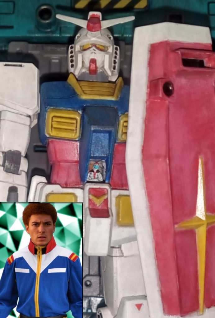 ちなみに格納庫は100均のベースをアクリル絵の具で塗ったものです。基本的に100均大好きです。