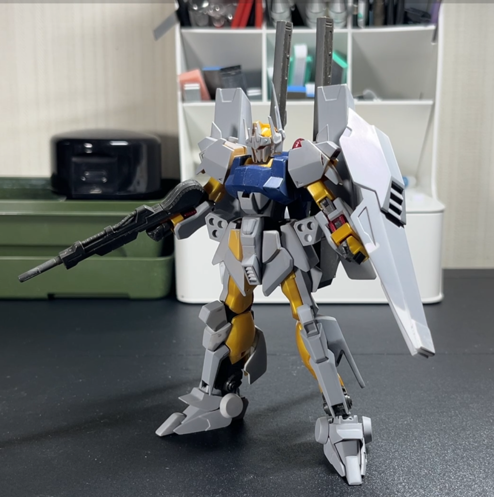 百式系列とはいえ全身の形状が違うところが多かったのでほとんどの個所にプラ版で手を加えています。