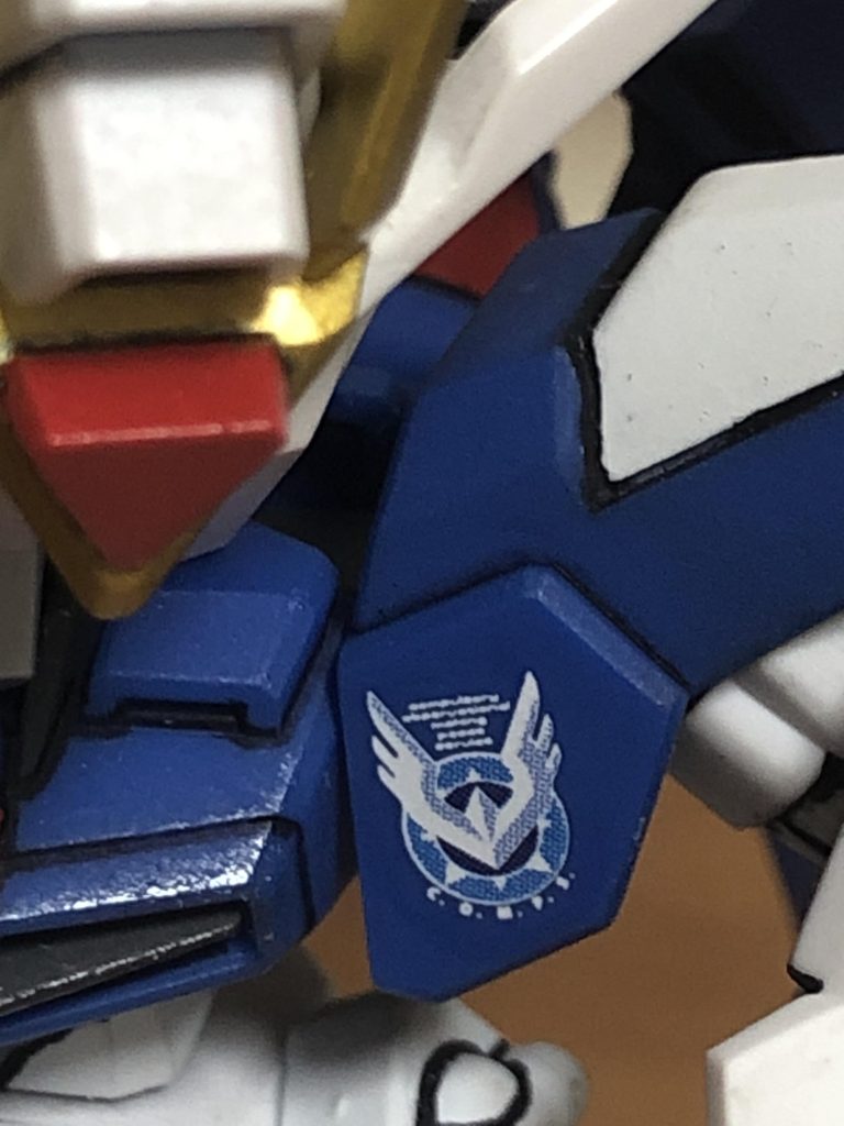 今回初のデカール貼りにも挑戦、最近発売された種自由のコンパスデカールを貼ってみました、破れそうでヒヤヒヤしてけど上手く行って良かったぜ🤘🥺🤘