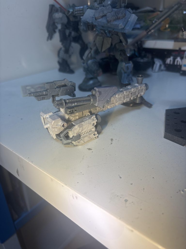 バックパックは分離できるため作戦によっては軽装での戦闘ができる