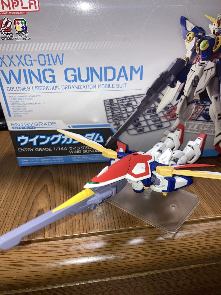 バード形態ですクチバシはとりあえず塗っておきました🦆ときた洸一先生の漫画で小学生の頃よく見てました✨旧1/100以来ですよく昔変形させて遊んでいた頃を思い出します 