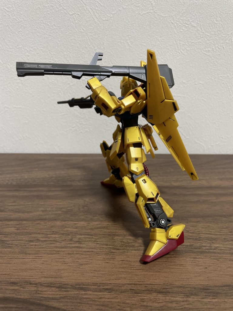 MSN-00100–3枚目/制作者：悠一アラフィフ