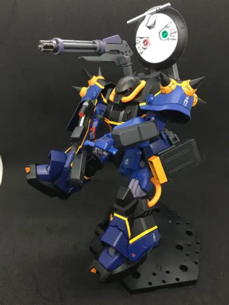 　システムウェポン付属品の右銃持ち手があるのでヘイズル系のビーム・ライフルも持たせられます。