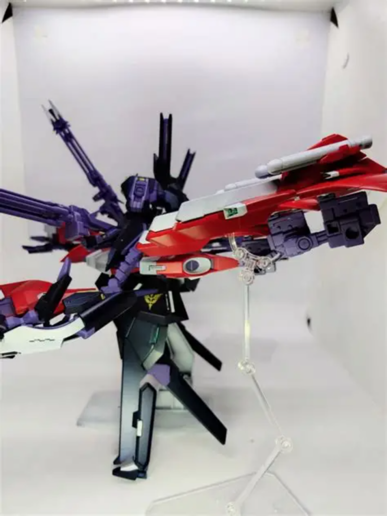 サイドショットです。重すぎて支柱無しでは保持出来ませんでした。