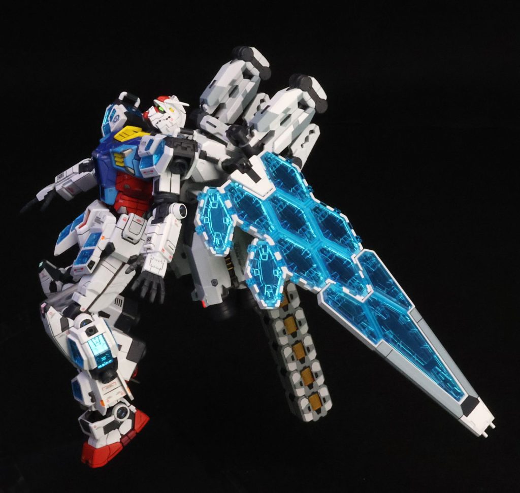 RX-78F00/Eグラスフェザー装備