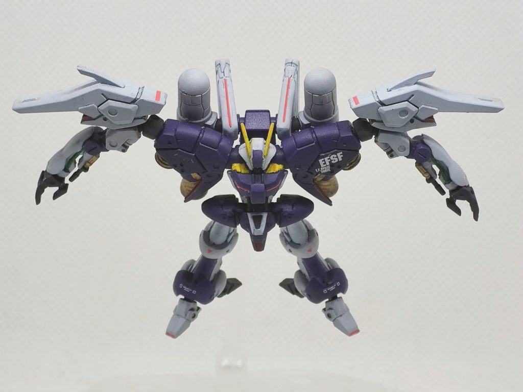 アクションベーズで宙に浮かせて飛行状態っぽくしてみました。