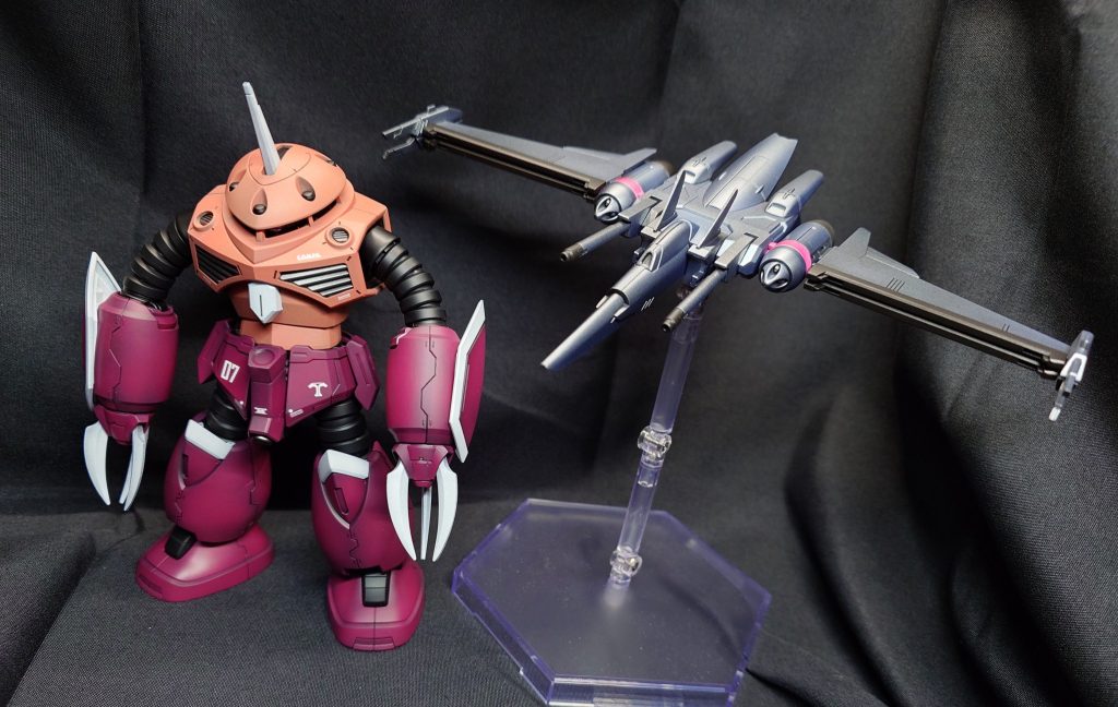 フォランテスとの分離状態です。分離状態だと少し物足りなさを感じてしまいます(gundam-kao5)