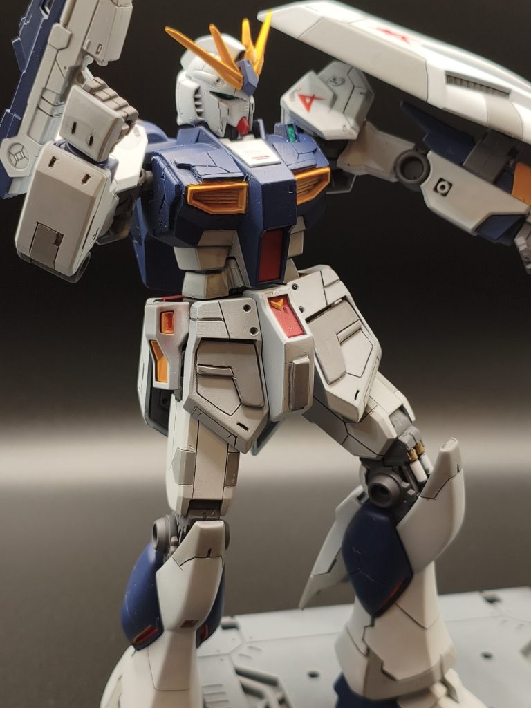 ファンネルは付いてませんが、これだけ遊べたらすごく得した気分。EG良いですね☺️練習用なのでこれはこれとして、いつか補修してあげたいと思います。 修正してやる!