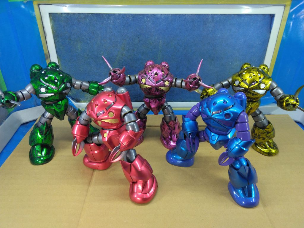 並べたら、青の紫部気に入らんなー、、、統一感ないなー塗装し直すか？？そのうち直すか